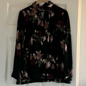 Vince Camuto blouse